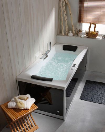 Quelle Baignoire Choisir Pour Une Petite Salle De Bain MesD panneurs fr Quelle Baignoire Choisir Pour Une Petite Salle De Bain MesD panneurs fr